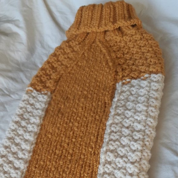 XL Milk & Honey Colorblock Dog Sweater - Picture 5 of 6